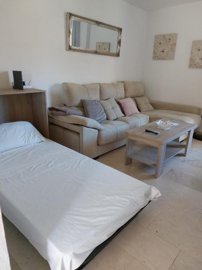 Lovely Apartment In Torremolinos Views Of The Sea, Pool, Terrace, Sofa Bed And Fully Equipped Kitchen Εξωτερικό φωτογραφία