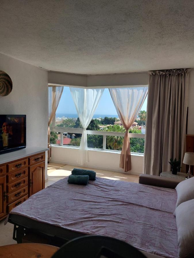 Lovely Apartment In Torremolinos Views Of The Sea, Pool, Terrace, Sofa Bed And Fully Equipped Kitchen Εξωτερικό φωτογραφία